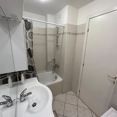 Apartment Casa Deluxe -50m Dal Mare- Alassio